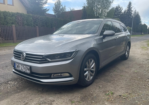 Volkswagen Passat cena 67000 przebieg: 177378, rok produkcji 2016 z Wielichowo małe 46